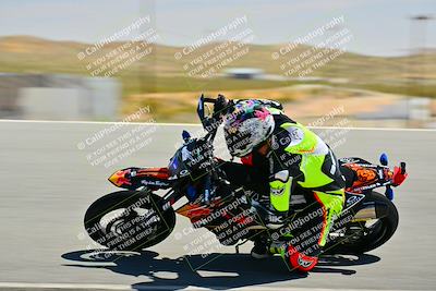 media/Apr-13-2025-TrackXperience (Sun) [[fb1ef998a6]]/Level 2 (Intermediate)/Turn 8 (Session 3)/